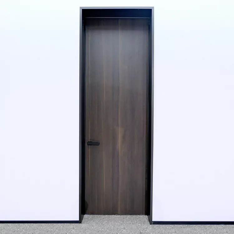 Cosa rende una porta a battente con nucleo solido per carichi pesanti ideale per gli edifici commerciali? Cosa rende una porta a battente con nucleo solido per carichi pesanti ideale per gli edifici commerciali?